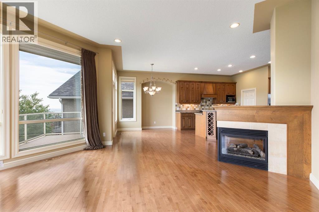 131 Gleneagles Terrace, Cochrane, Alberta  T4C 1W6 - Photo 9 - A2327909