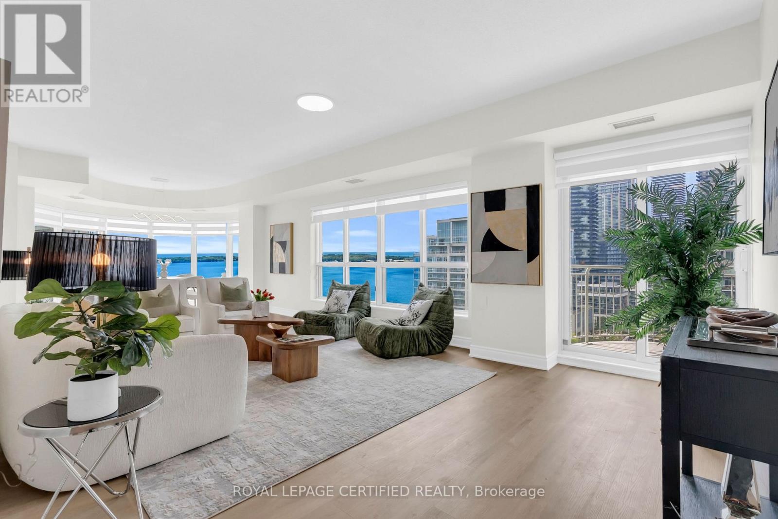 1603 - 2111 Lake Shore Boulevard W, Toronto, Ontario  M8V 4B2 - Photo 3 - W13545700