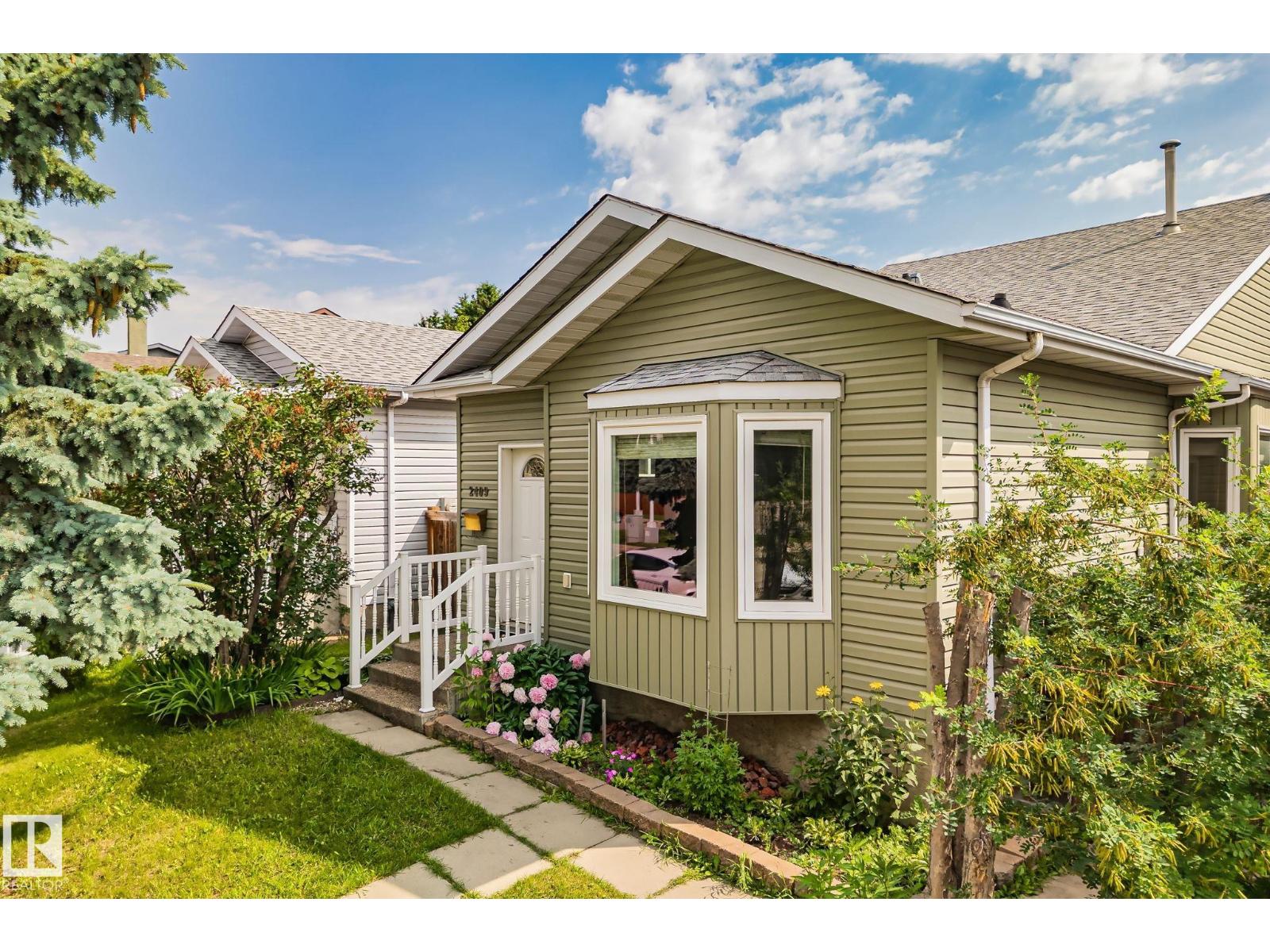 2409 47 ST NW, Edmonton