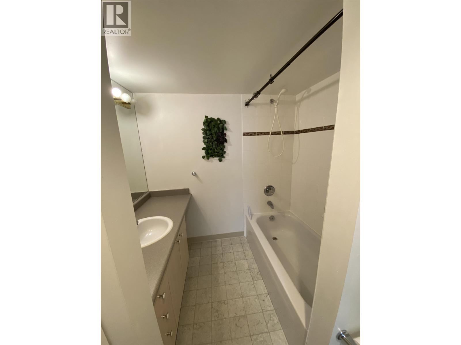 1163 The High Street, Coquitlam, British Columbia  V3B 7W2 - Photo 14 - R3141722