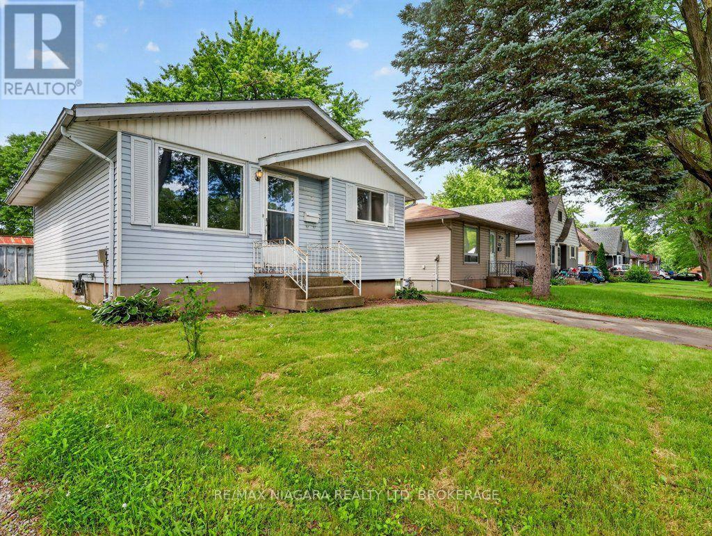 6127 Strohan Street, Niagara Falls, Ontario  L2J 3J3 - Photo 2 - X13552318
