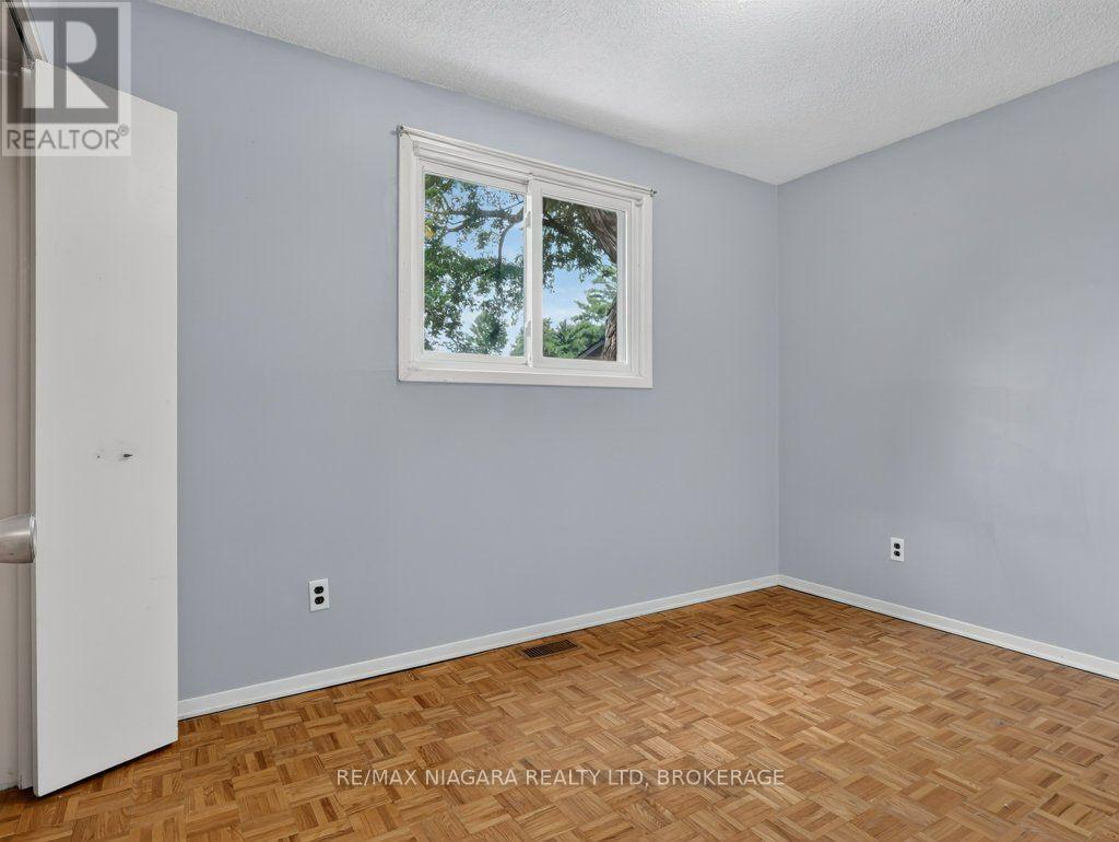 6127 Strohan Street, Niagara Falls, Ontario  L2J 3J3 - Photo 22 - X13552318