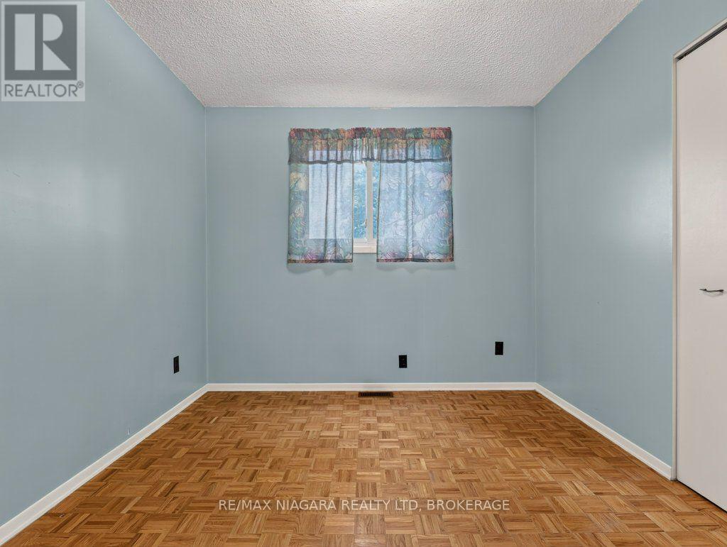 6127 Strohan Street, Niagara Falls, Ontario  L2J 3J3 - Photo 27 - X13552318