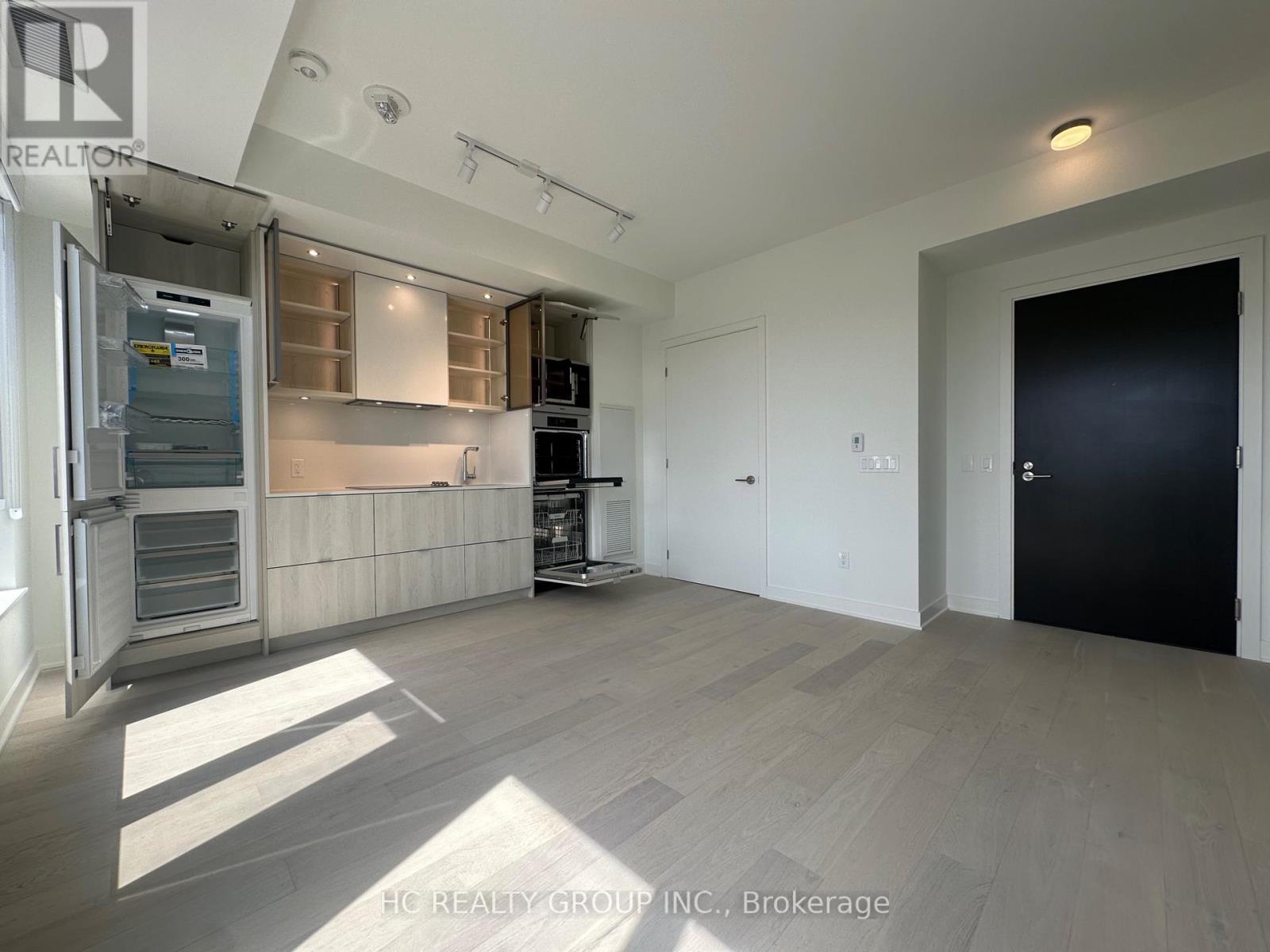 2502 - 11 Yorkville Avenue, Toronto, Ontario M4Y 0B7 - Photo 8 - C13552324