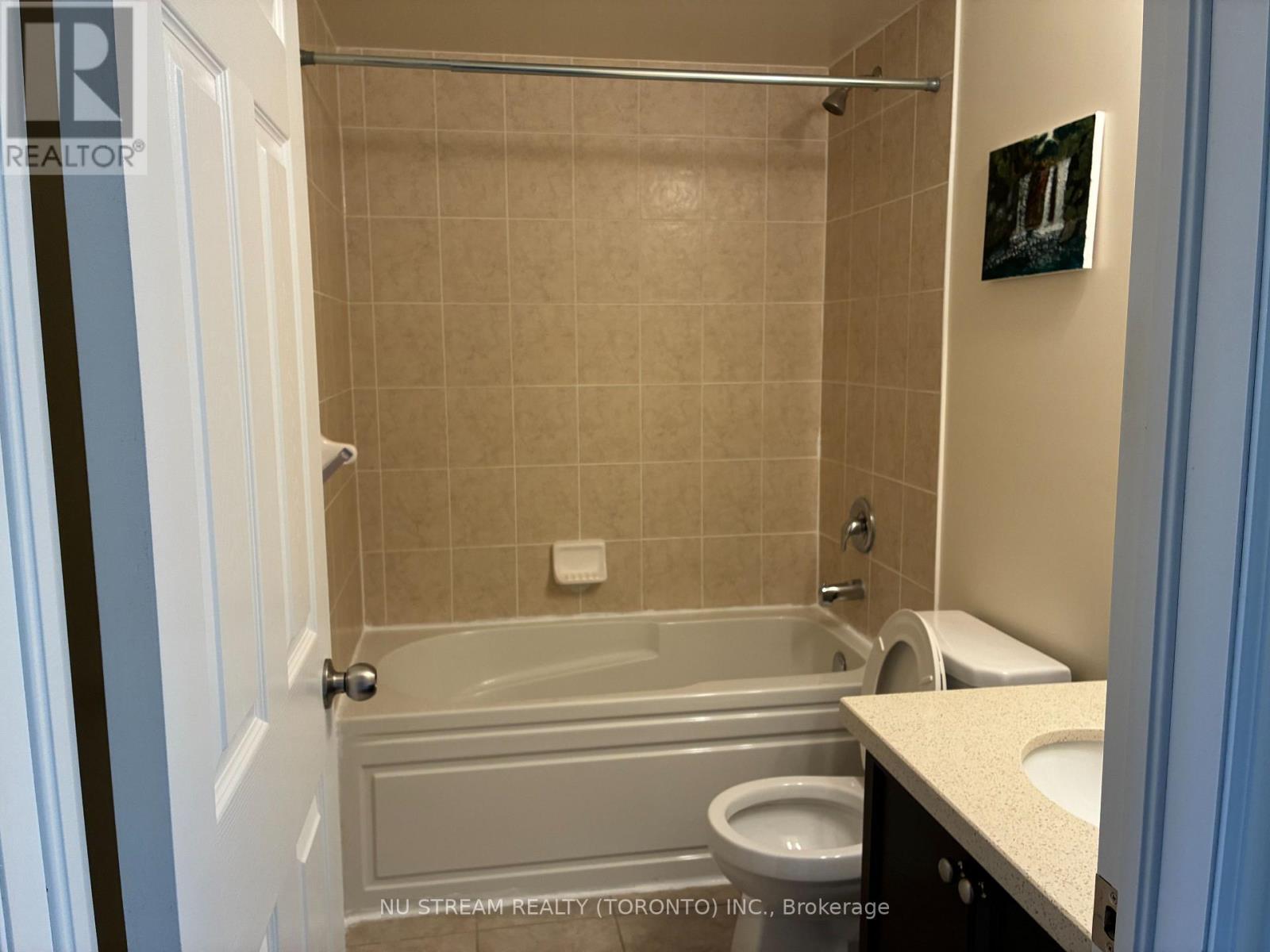 300 Delray Drive, Markham, Ontario  L6E 0R1 - Photo 9 - N13552376