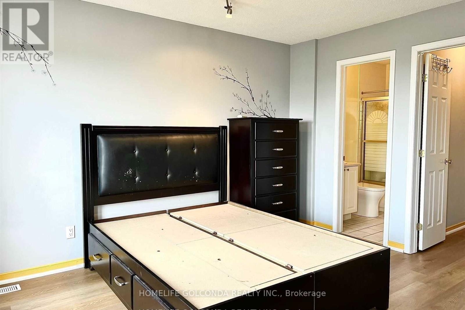 15 - 21 Elgin Mills Road, Richmond Hill, Ontario L4C 0R5 - Photo 14 - N13552384