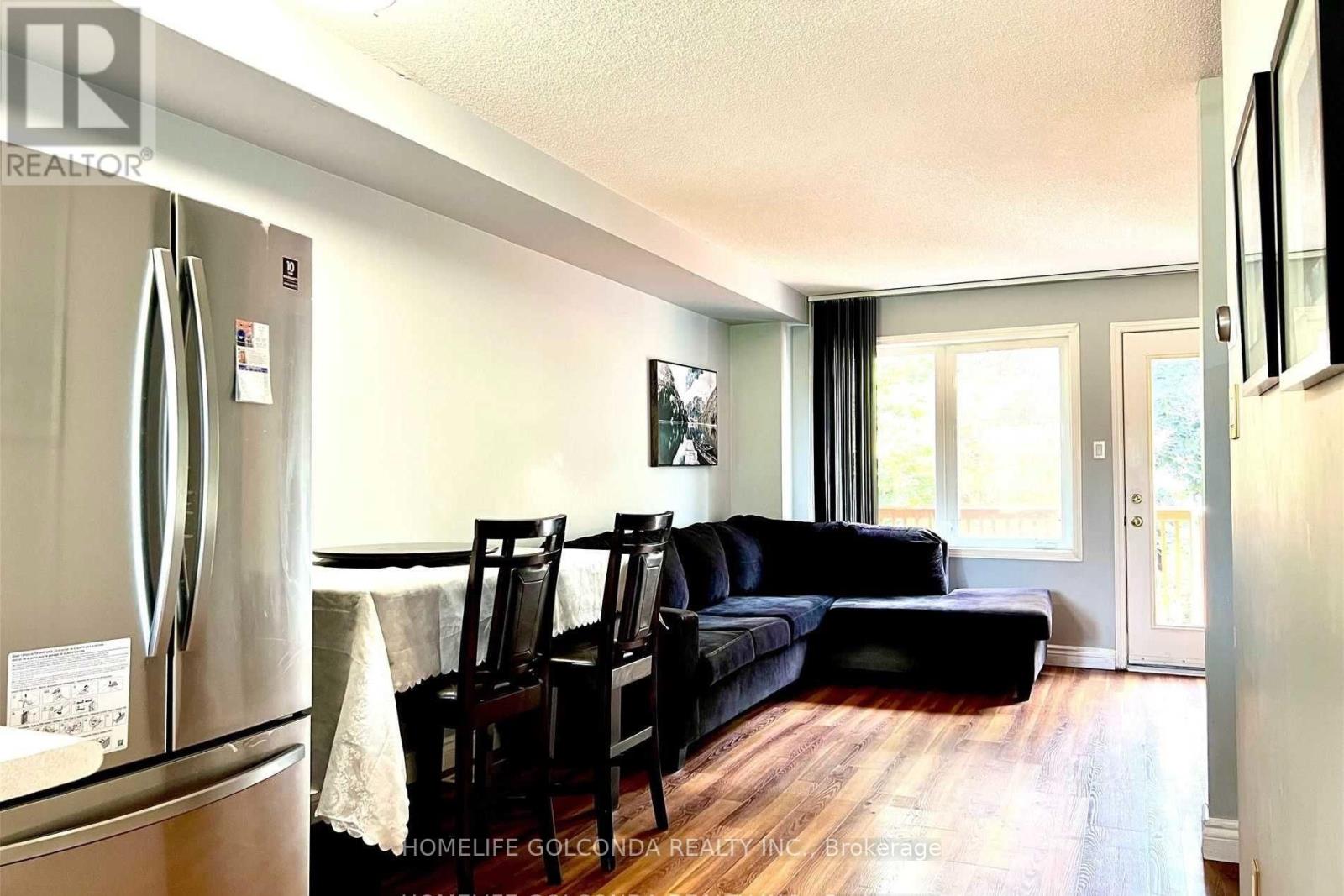 15 - 21 Elgin Mills Road, Richmond Hill, Ontario L4C 0R5 - Photo 4 - N13552384