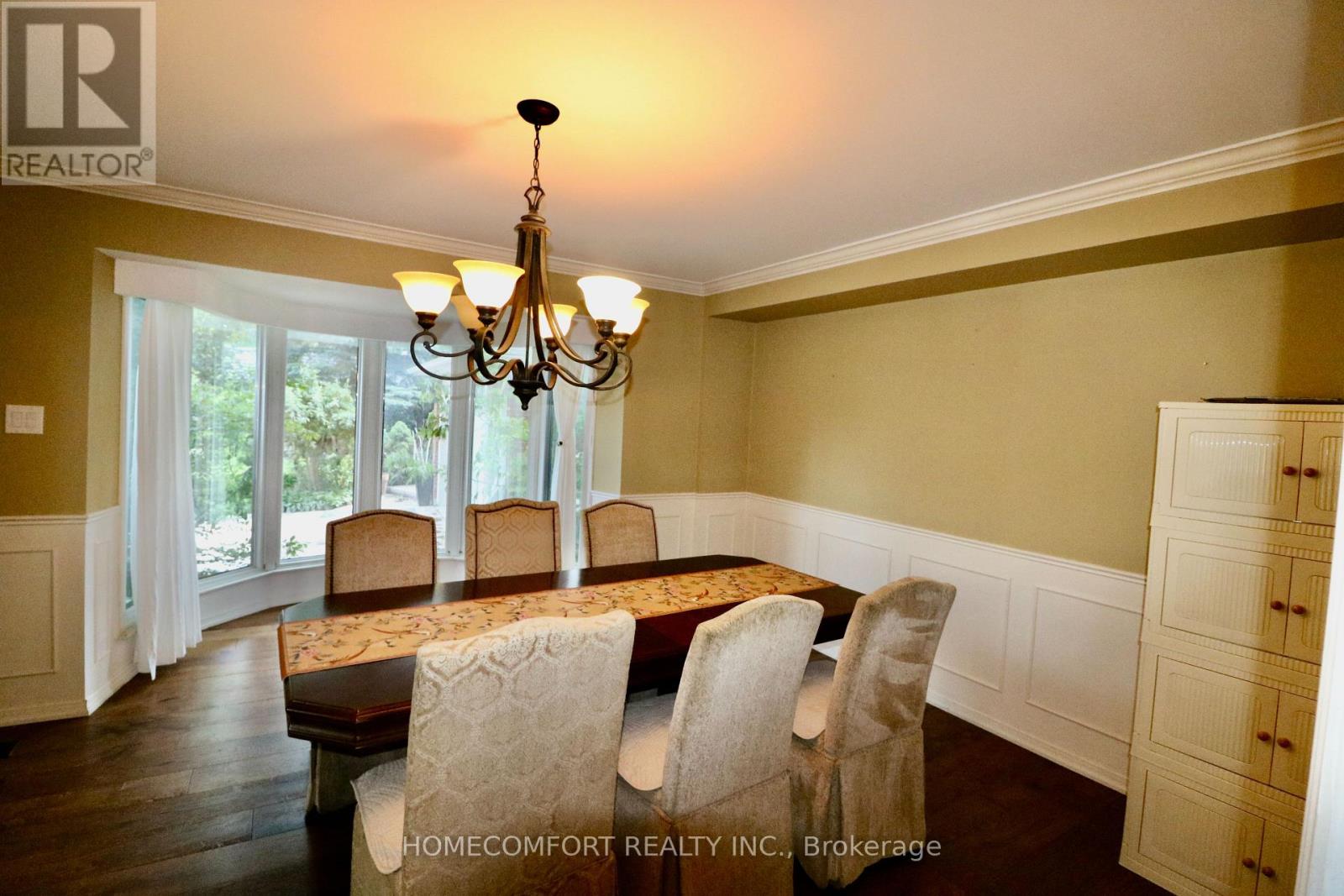 12 Banbury Court, Aurora, Ontario  L4G 3M9 - Photo 5 - N13552388
