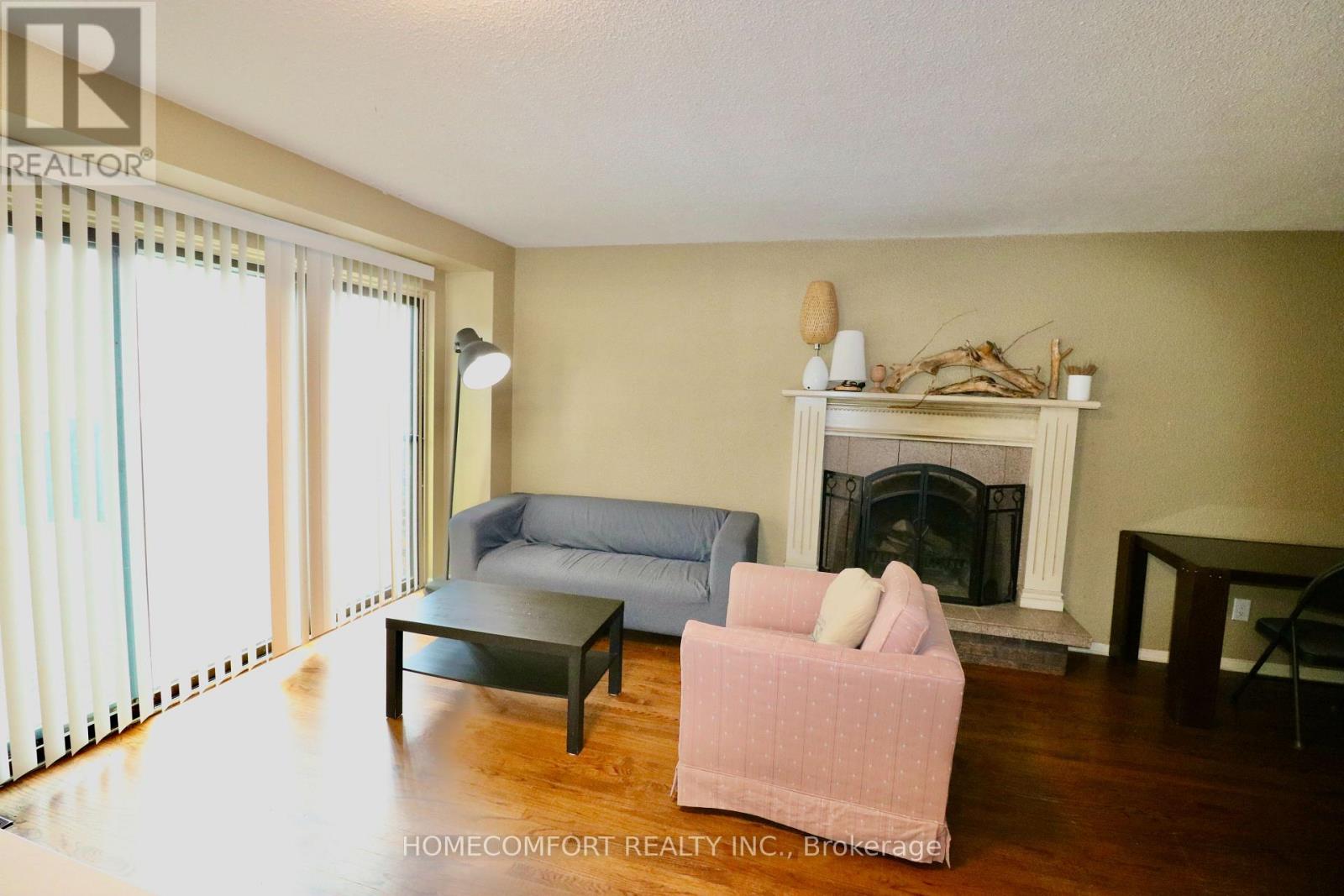12 Banbury Court, Aurora, Ontario  L4G 3M9 - Photo 7 - N13552388