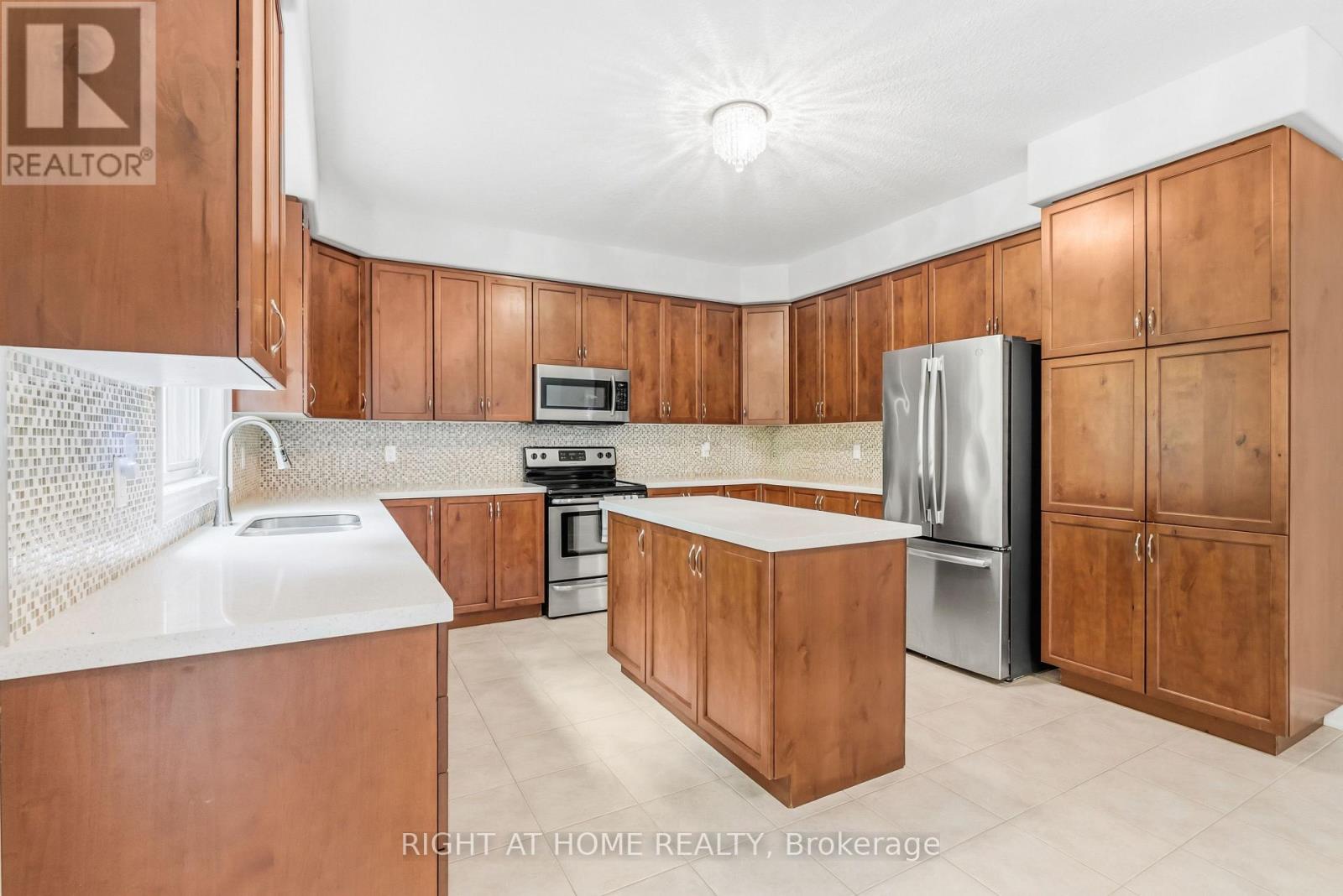 79 Jewel House Lane, Barrie, Ontario  L4N 5X1 - Photo 13 - S13552374