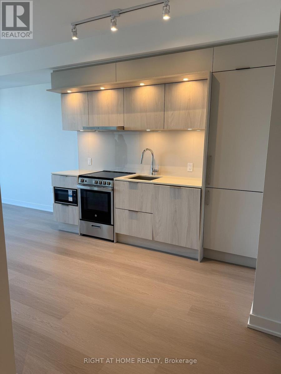 5606 - 448 Burnhamthorpe Rd Road W, Mississauga, Ontario L5B 0R4 - Photo 10 - W13551530