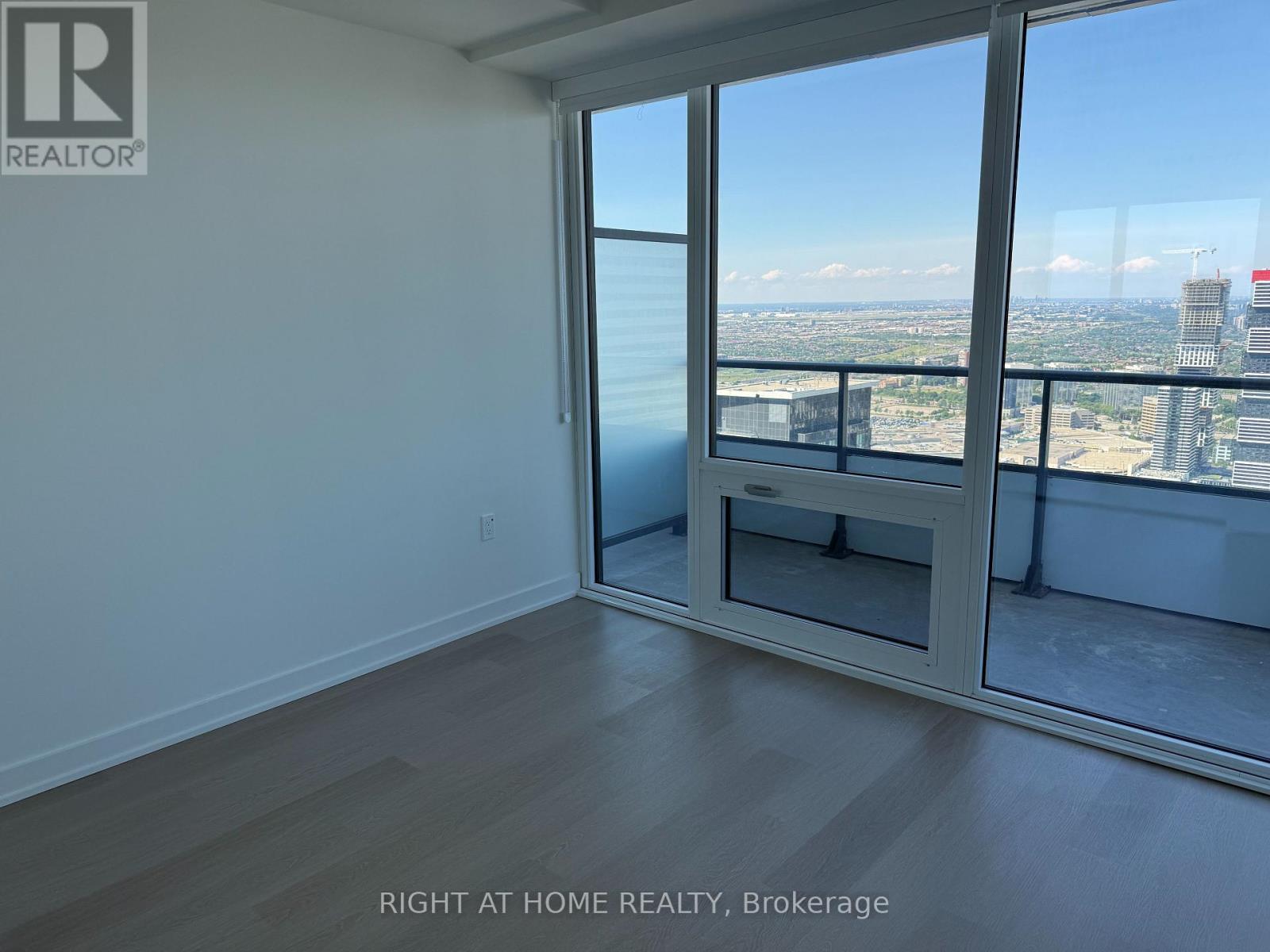 5606 - 448 Burnhamthorpe Rd Road W, Mississauga, Ontario L5B 0R4 - Photo 15 - W13551530