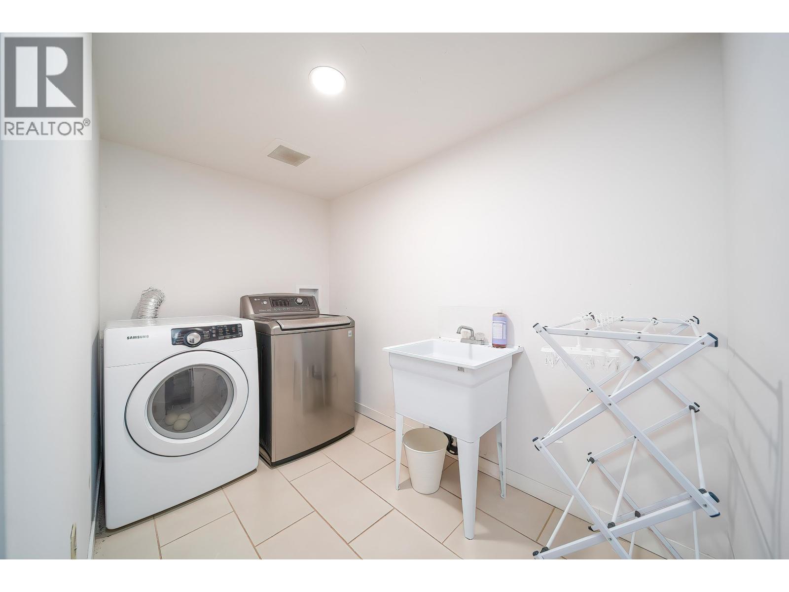1269 Michigan Drive, Coquitlam, British Columbia  V3B 3T7 - Photo 32 - R3145158
