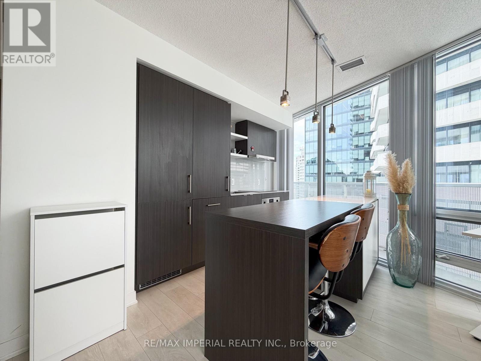 2802 - 88 Harbour Street, Toronto, Ontario  M5J 0C3 - Photo 14 - C13552398