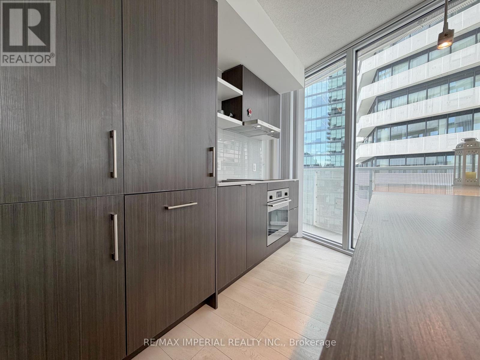 2802 - 88 Harbour Street, Toronto, Ontario  M5J 0C3 - Photo 17 - C13552398