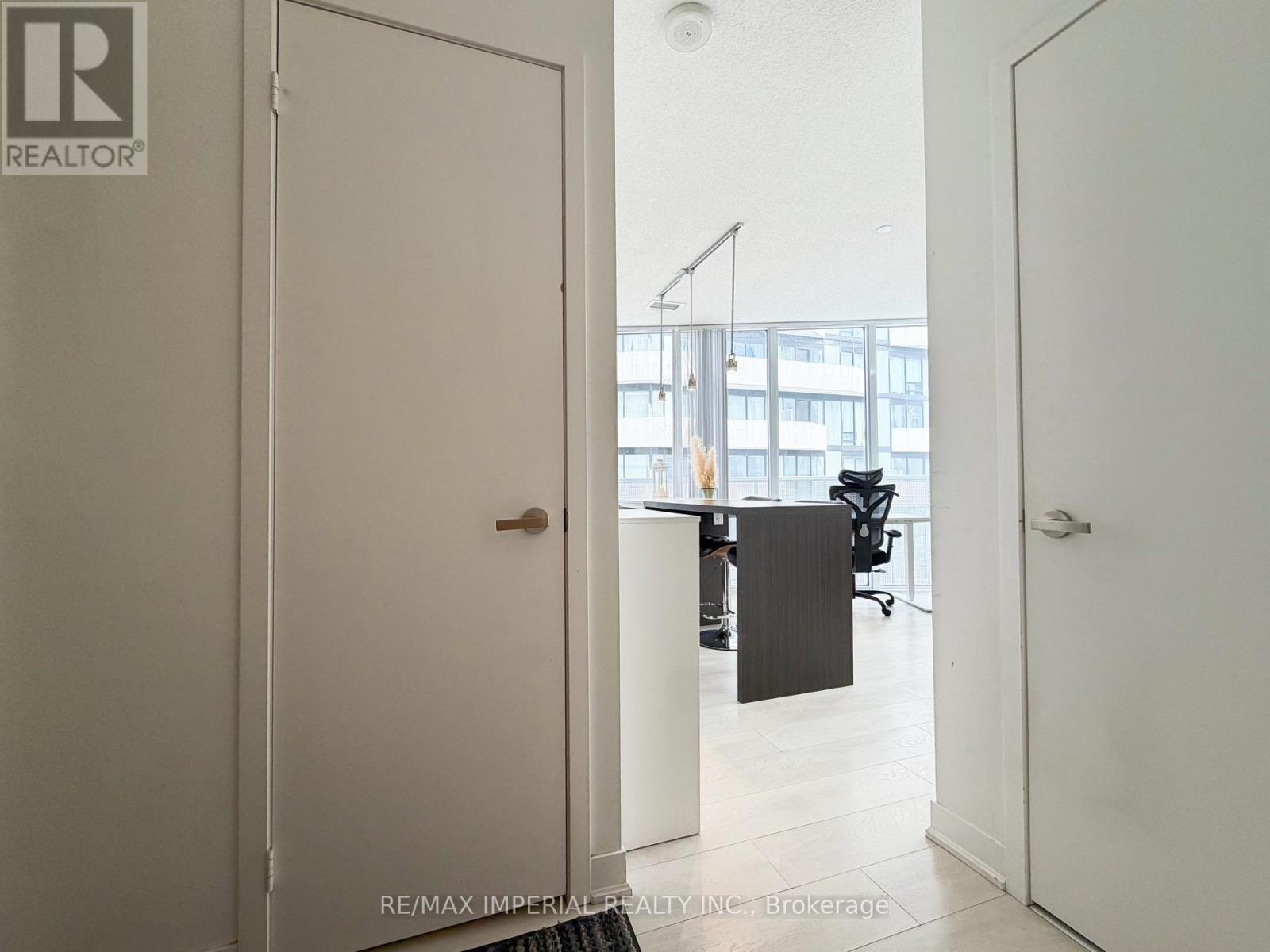 2802 - 88 Harbour Street, Toronto, Ontario  M5J 0C3 - Photo 3 - C13552398