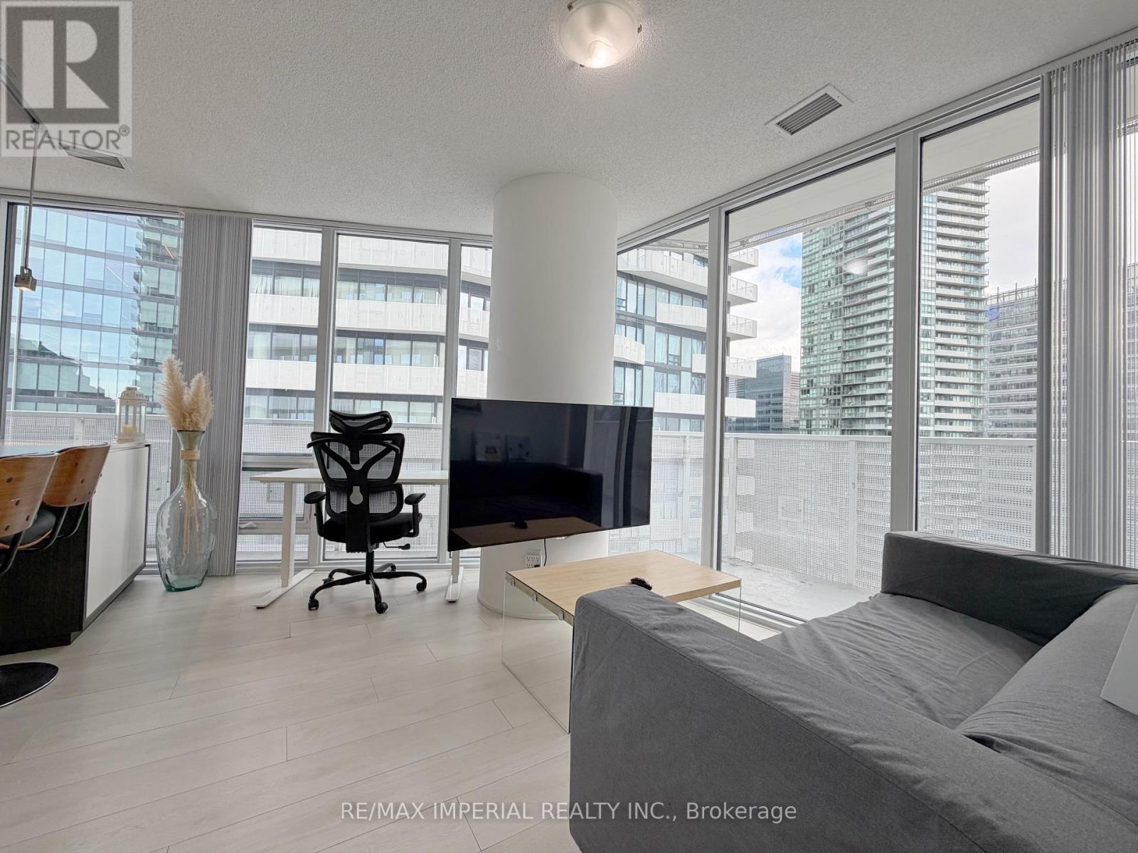 2802 - 88 Harbour Street, Toronto, Ontario  M5J 0C3 - Photo 7 - C13552398