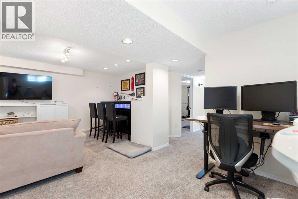 60 River Rock Circle SE, Calgary, Alberta  T2C 4C3 - Photo 32 - A2327814