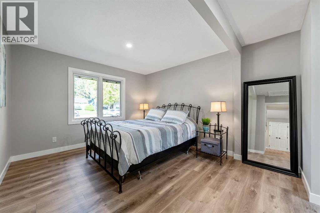 10423 Mapleridge Crescent SE, Calgary, Alberta  T2J 1Y8 - Photo 12 - A2281671