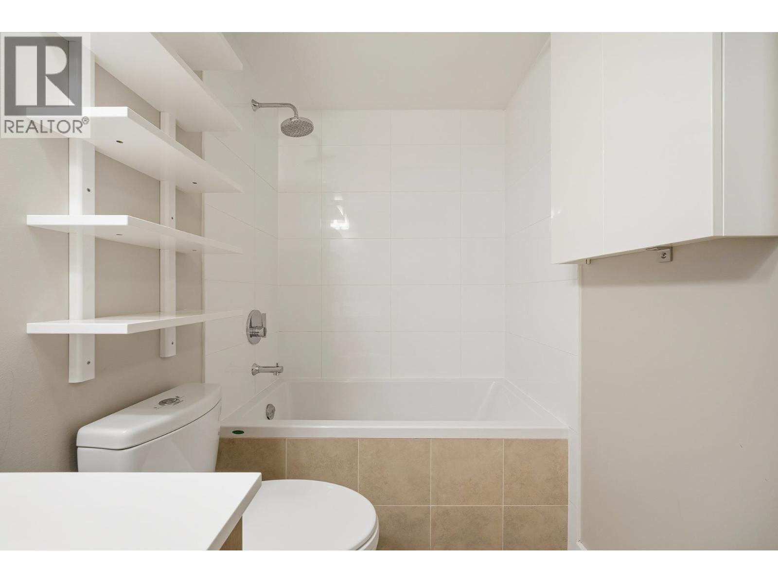 603 6200 RIVER ROAD — photo 15