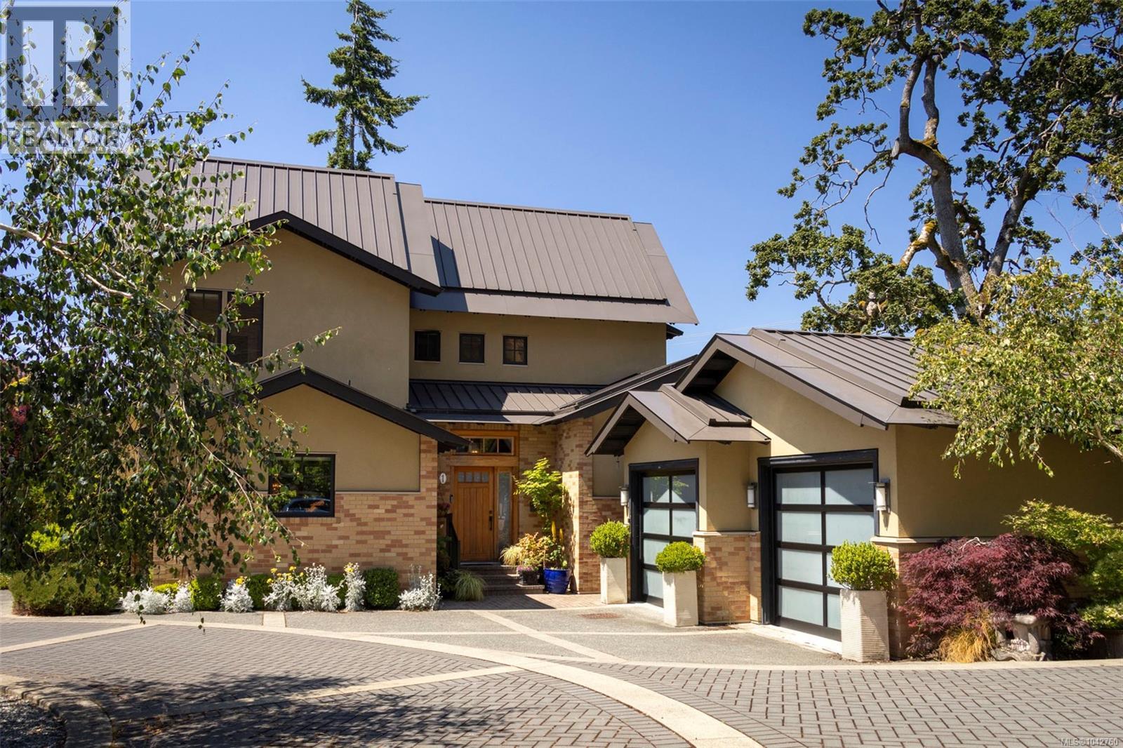 1 849 Dunsmuir Rd, Esquimalt