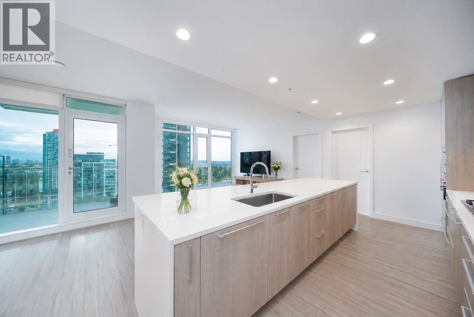 1601 6398 SILVER STREET, Burnaby