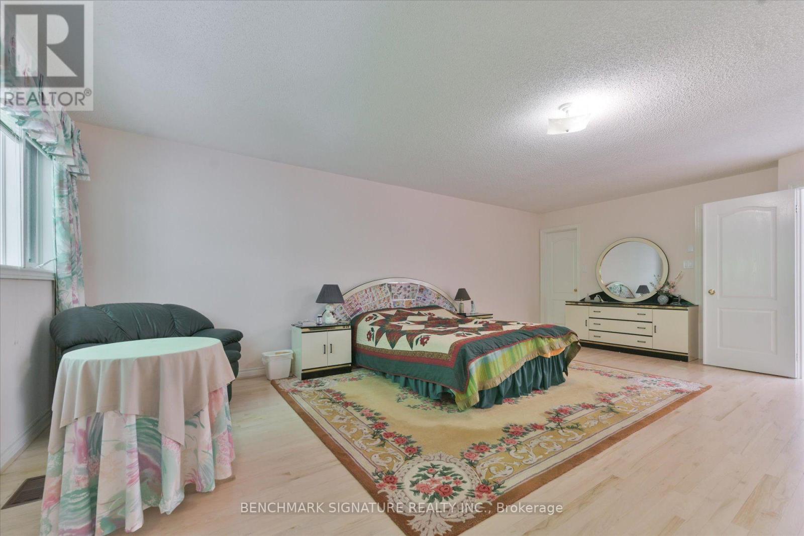 152 Blackmore Avenue, Richmond Hill, Ontario  L4B 3Y8 - Photo 25 - N13547302