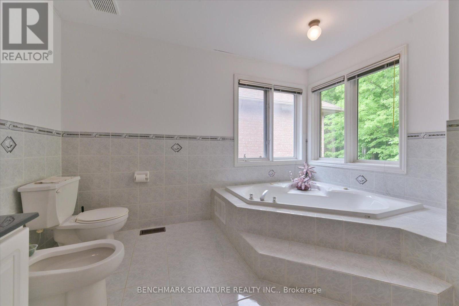 152 Blackmore Avenue, Richmond Hill, Ontario  L4B 3Y8 - Photo 28 - N13547302