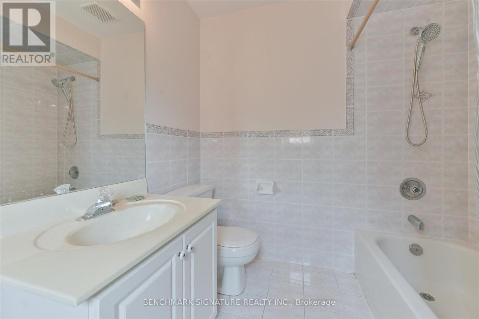 152 Blackmore Avenue, Richmond Hill, Ontario  L4B 3Y8 - Photo 34 - N13547302