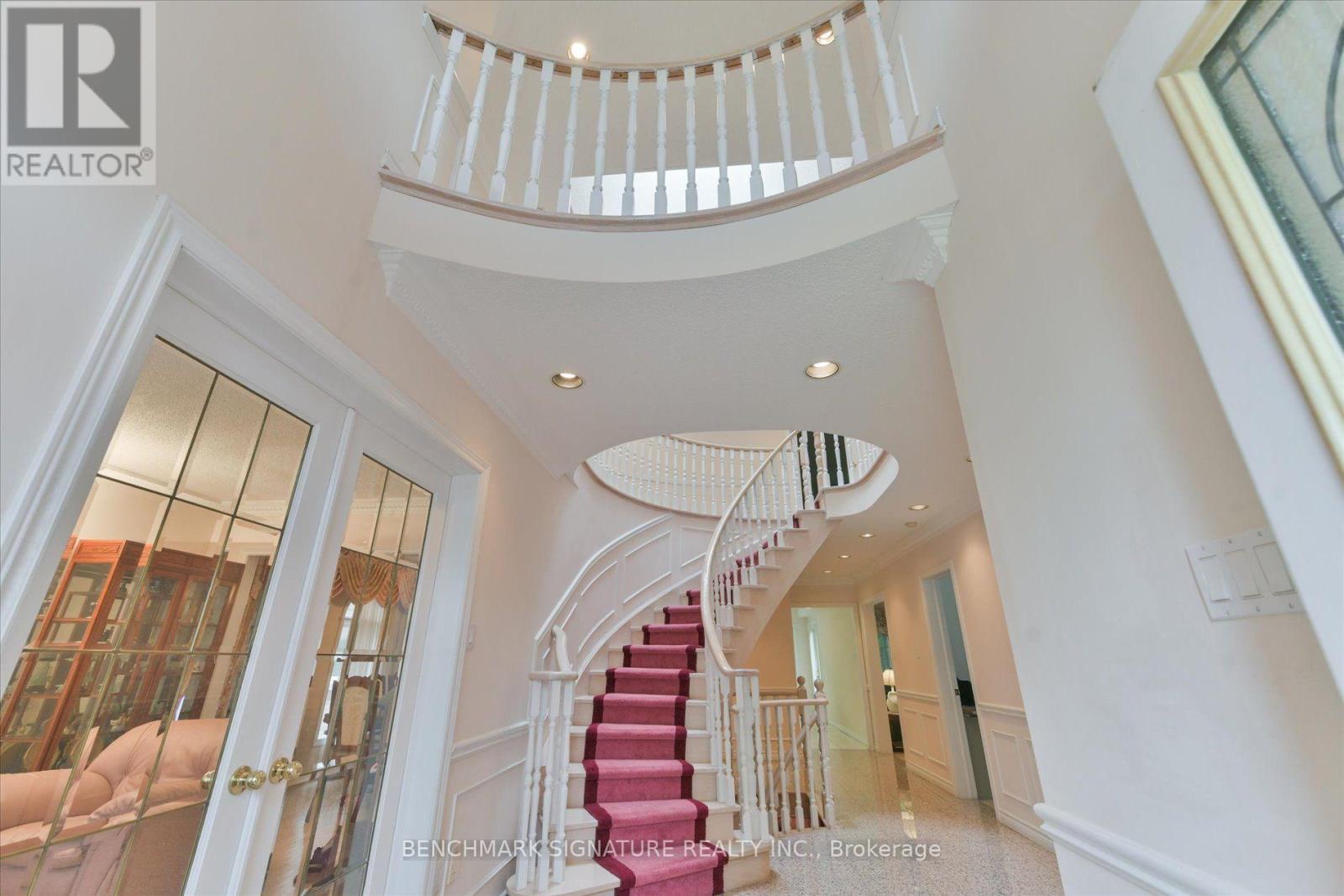 152 Blackmore Avenue, Richmond Hill, Ontario  L4B 3Y8 - Photo 6 - N13547302