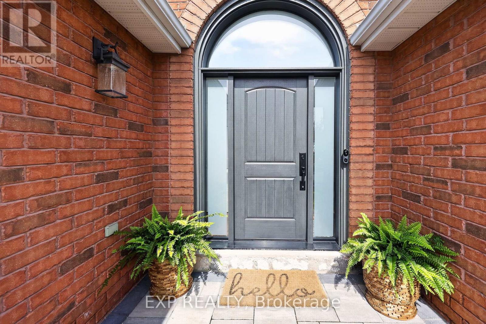 129 Golden Meadow Road, Barrie, Ontario  L4N 8K3 - Photo 4 - S13511172