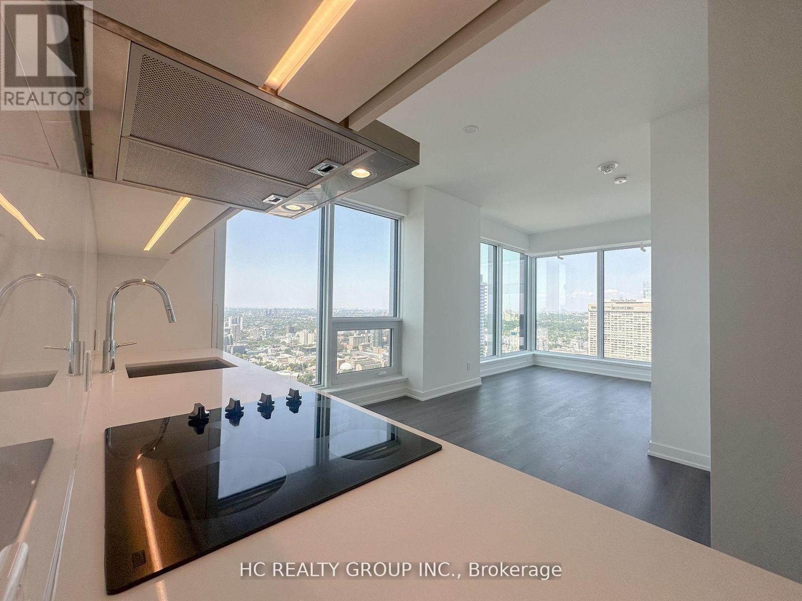 5903 - 8 Wellesley Street W, Toronto, Ontario  M4Y 0J5 - Photo 8 - C13552428