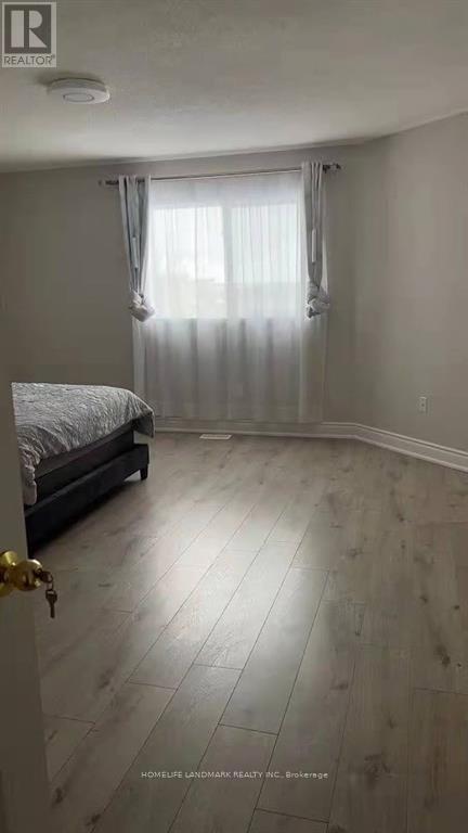 Upper - 545 Menczel Crescent, Newmarket, Ontario  L3X 2P2 - Photo 19 - N13552438