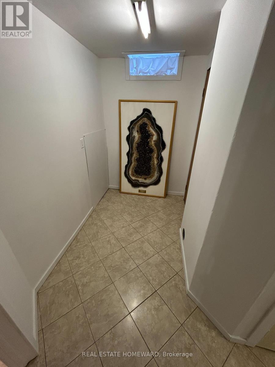 Bsmt - 1212 Fox Hill Street, Innisfil, Ontario  L9S 4Y5 - Photo 19 - N13552476