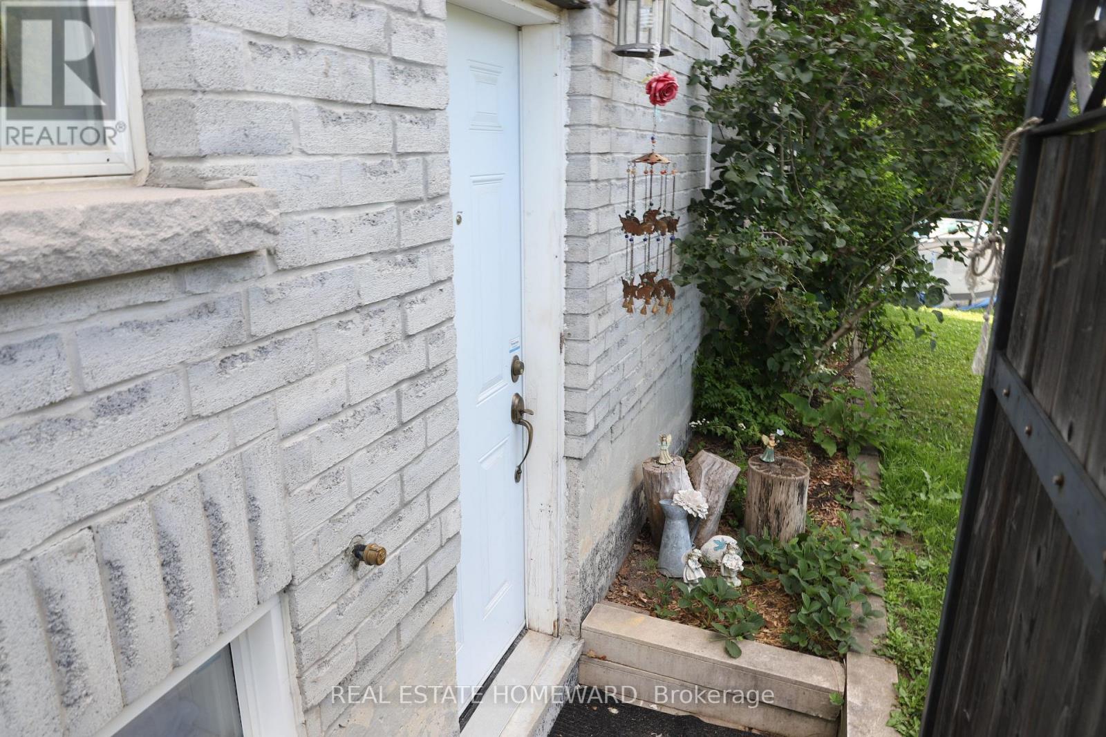 Bsmt - 1212 Fox Hill Street, Innisfil, Ontario  L9S 4Y5 - Photo 2 - N13552476
