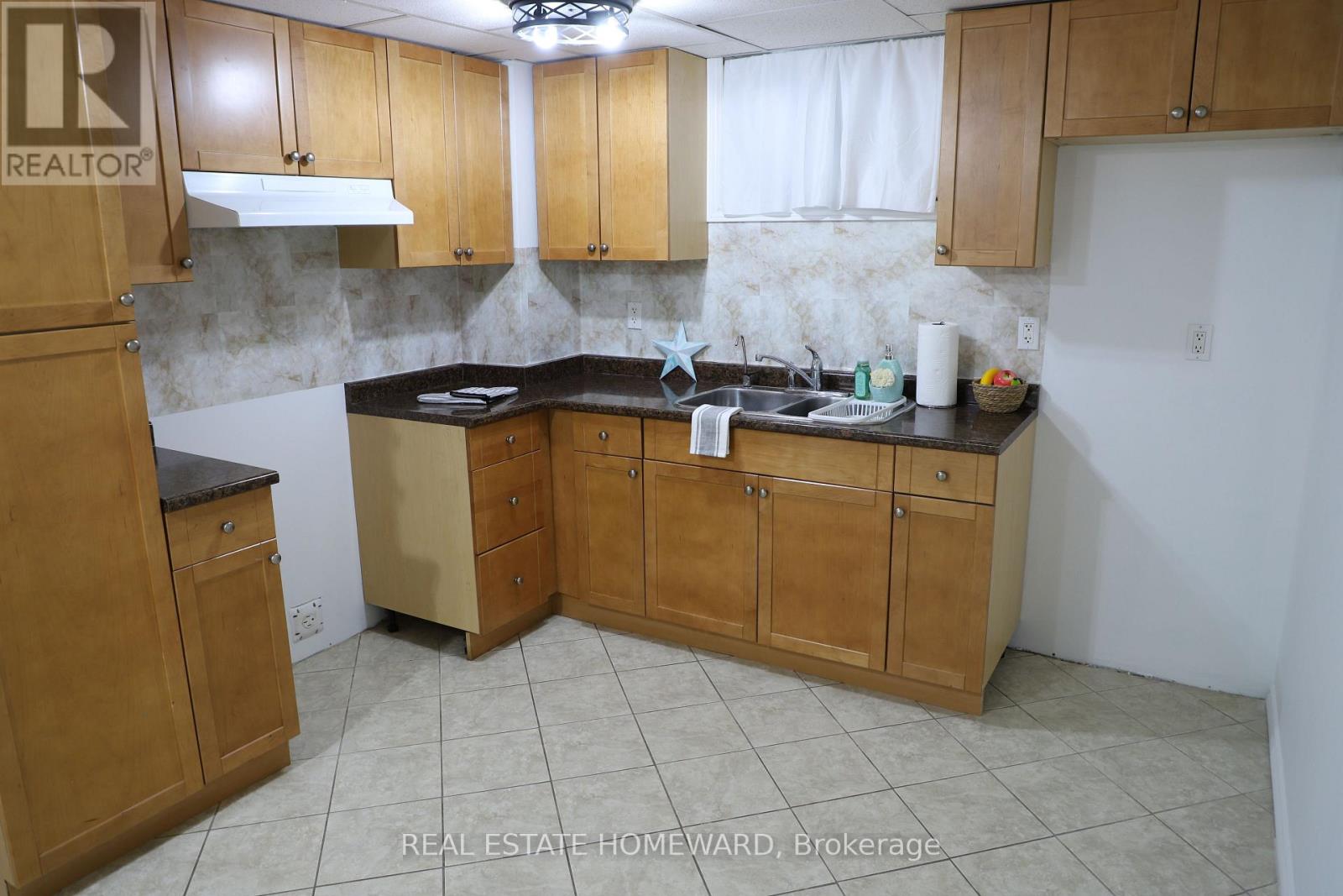 Bsmt - 1212 Fox Hill Street, Innisfil, Ontario  L9S 4Y5 - Photo 7 - N13552476