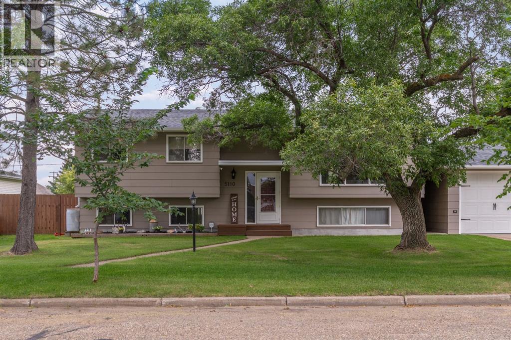 5110 49 Street, daysland, Alberta