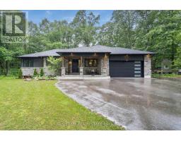 34 OAKWOOD AVENUE, Tiny, Ontario