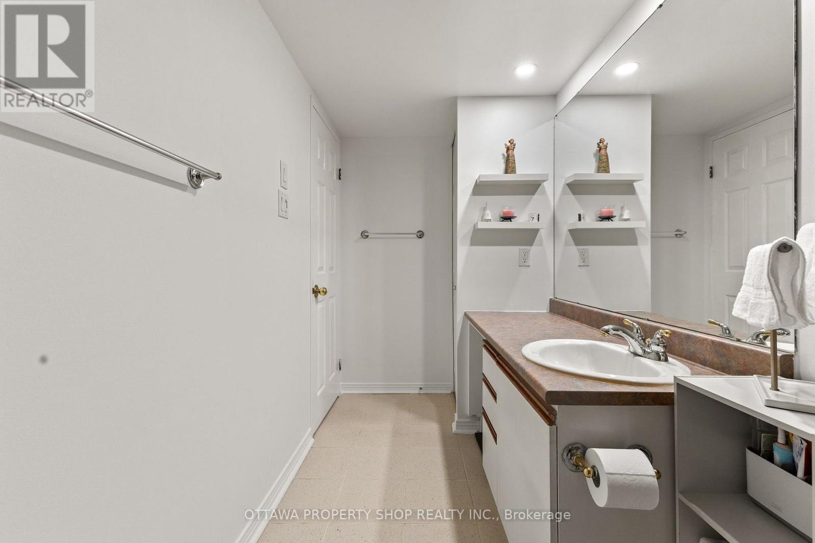 204 - 800 Mckellar Avenue, Ottawa, Ontario  K2A 2X5 - Photo 13 - X13552538