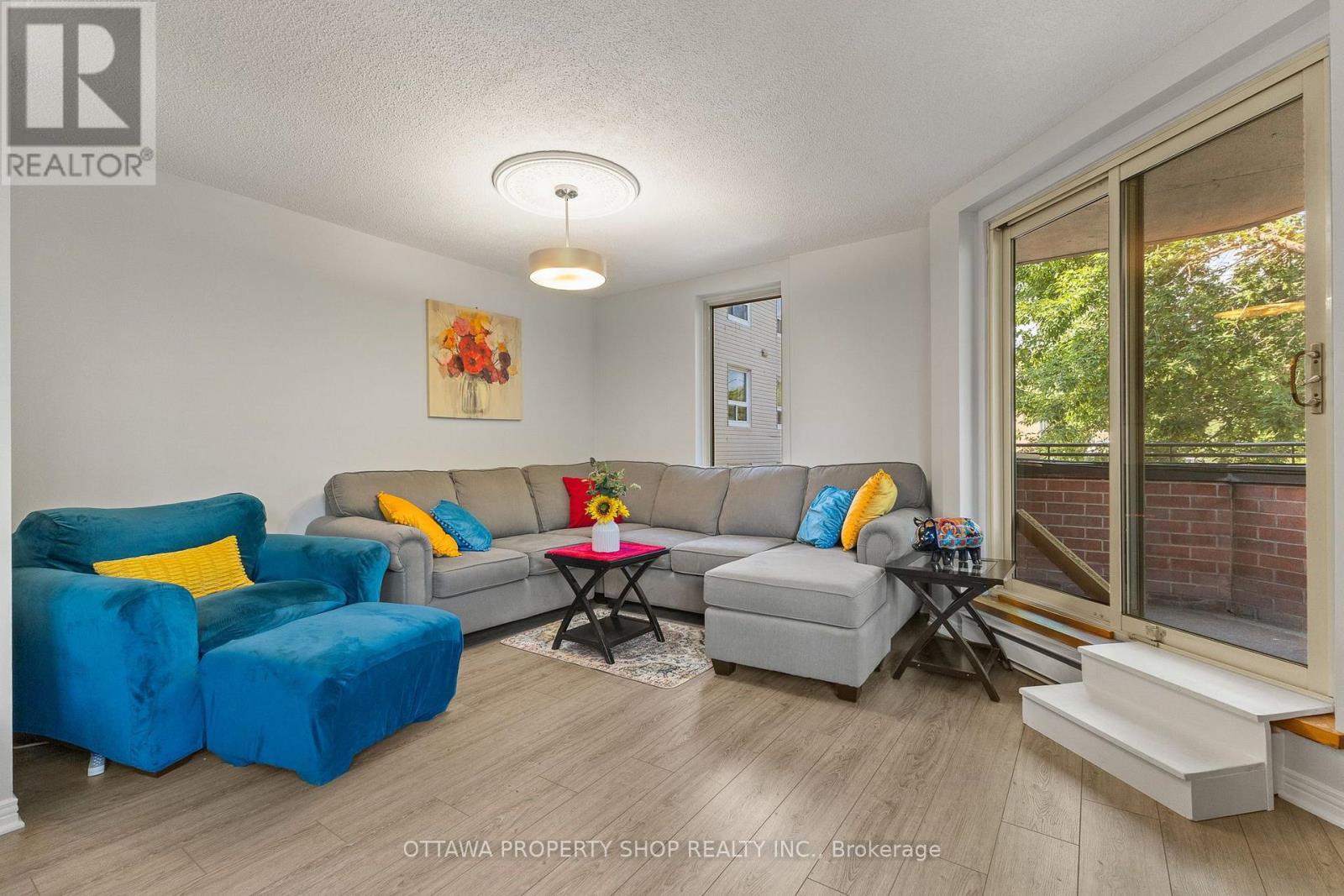 204 - 800 Mckellar Avenue, Ottawa, Ontario  K2A 2X5 - Photo 3 - X13552538