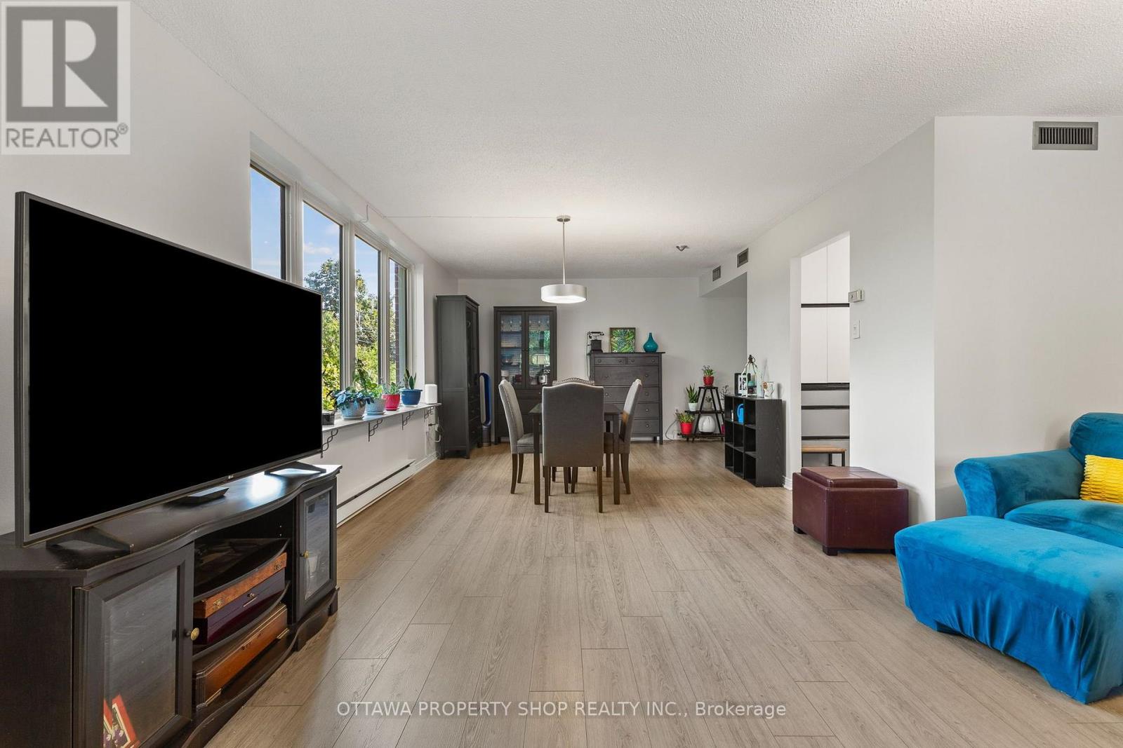 204 - 800 Mckellar Avenue, Ottawa, Ontario  K2A 2X5 - Photo 4 - X13552538