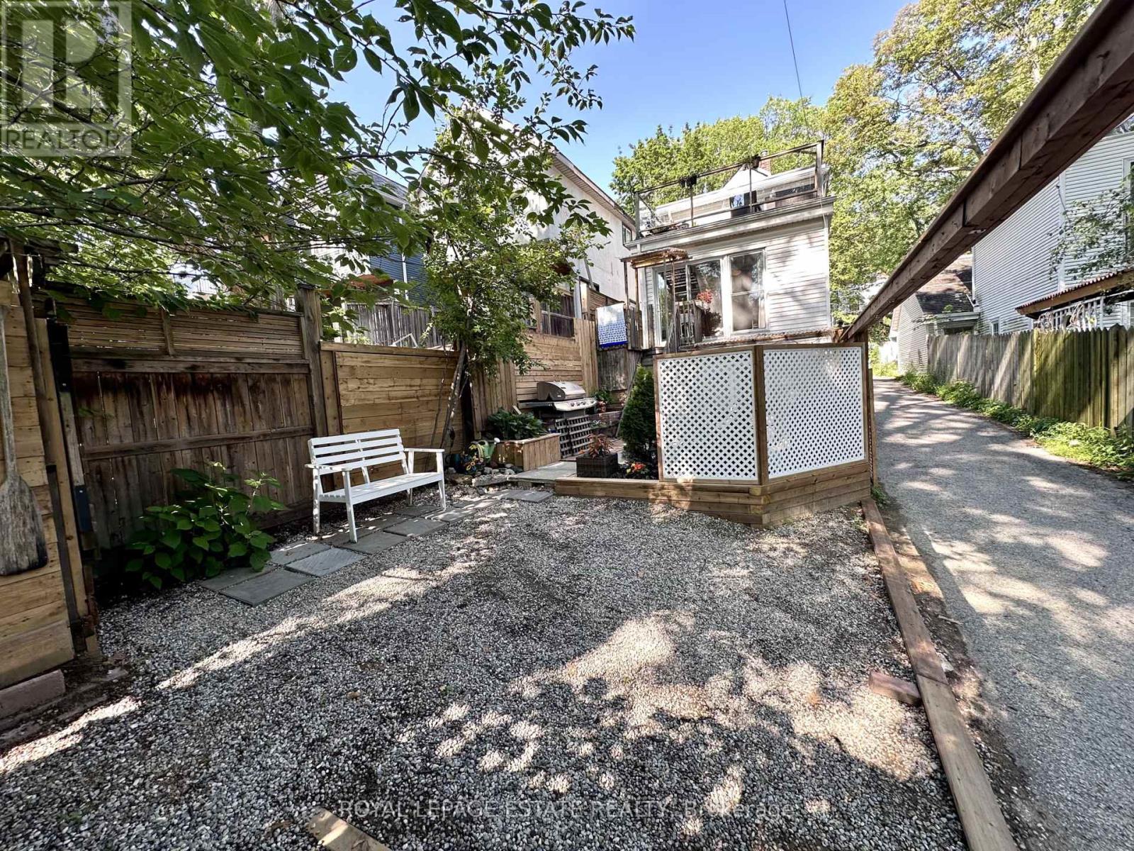 158 Waverley Road, Toronto, Ontario  M4L 3T3 - Photo 48 - E13552534
