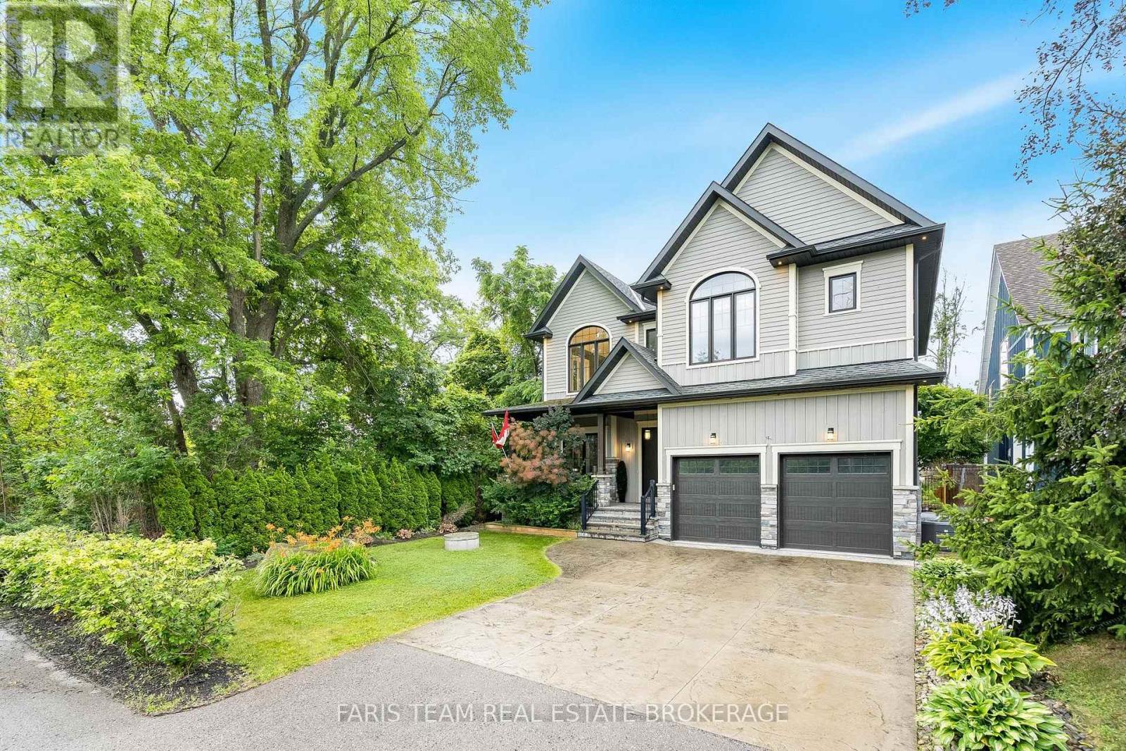 1648 Roslyn Avenue, Innisfil, Ontario  L9S 4N2 - Photo 2 - N13552526