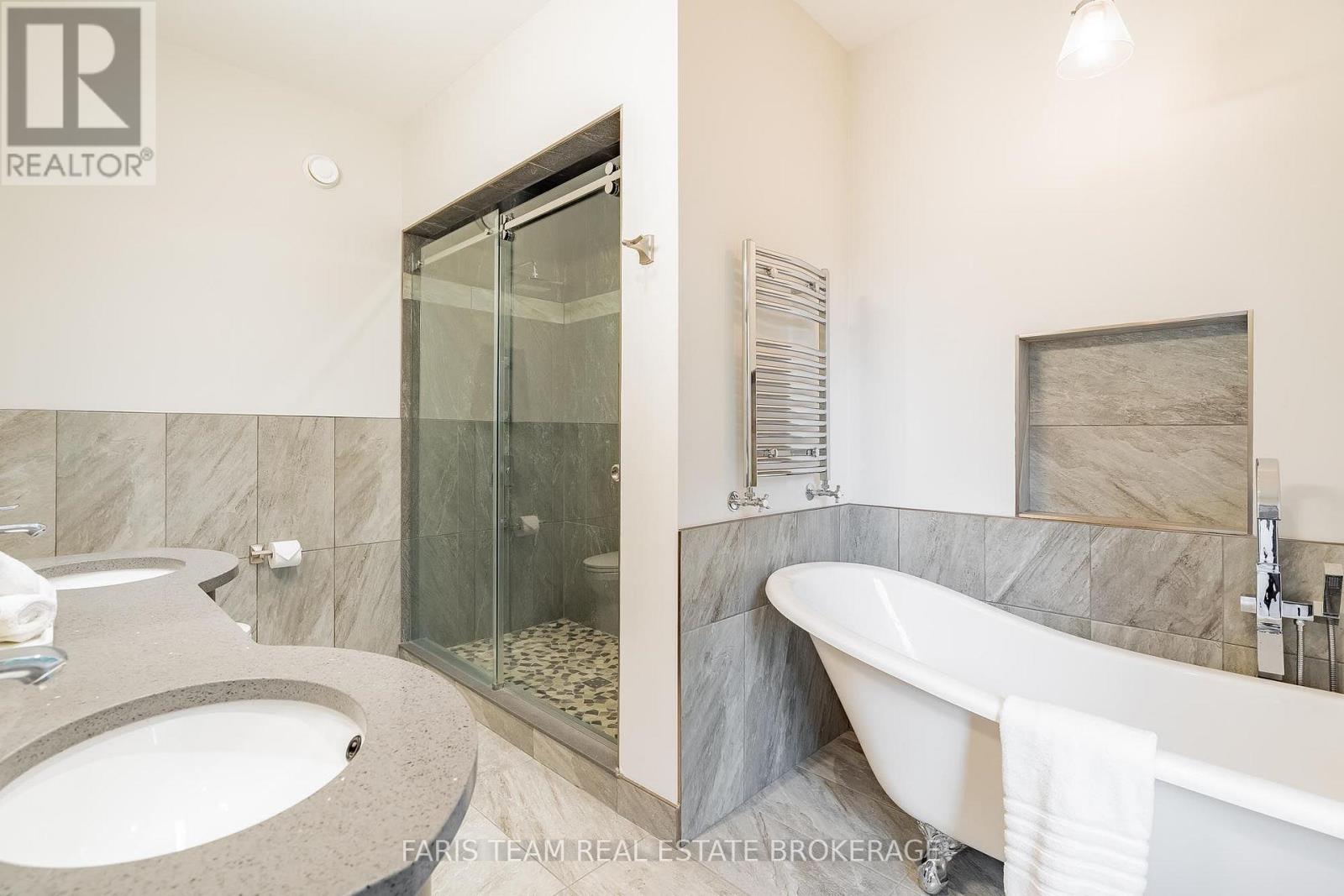 1648 Roslyn Avenue, Innisfil, Ontario  L9S 4N2 - Photo 20 - N13552526