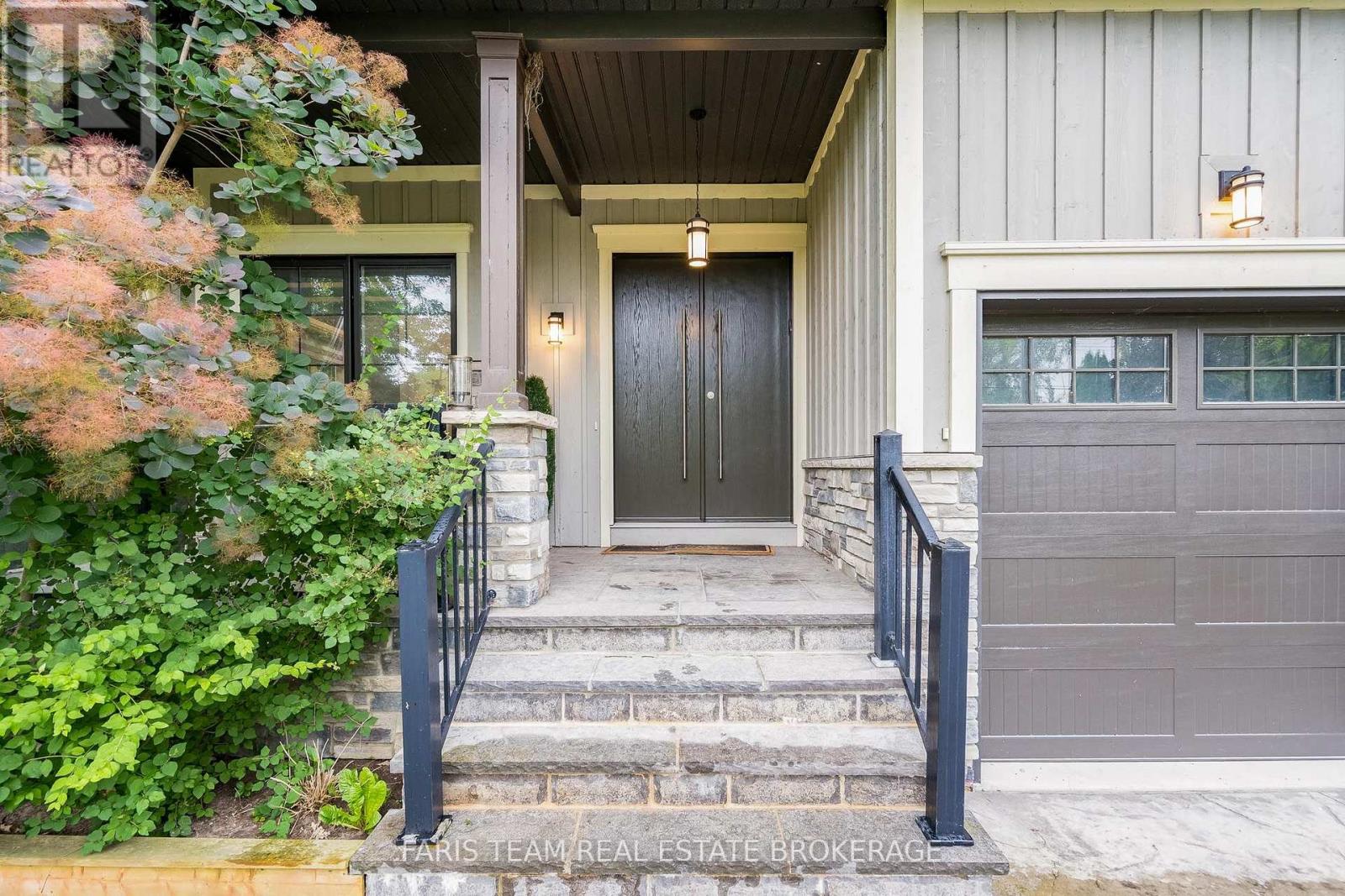 1648 Roslyn Avenue, Innisfil, Ontario  L9S 4N2 - Photo 4 - N13552526