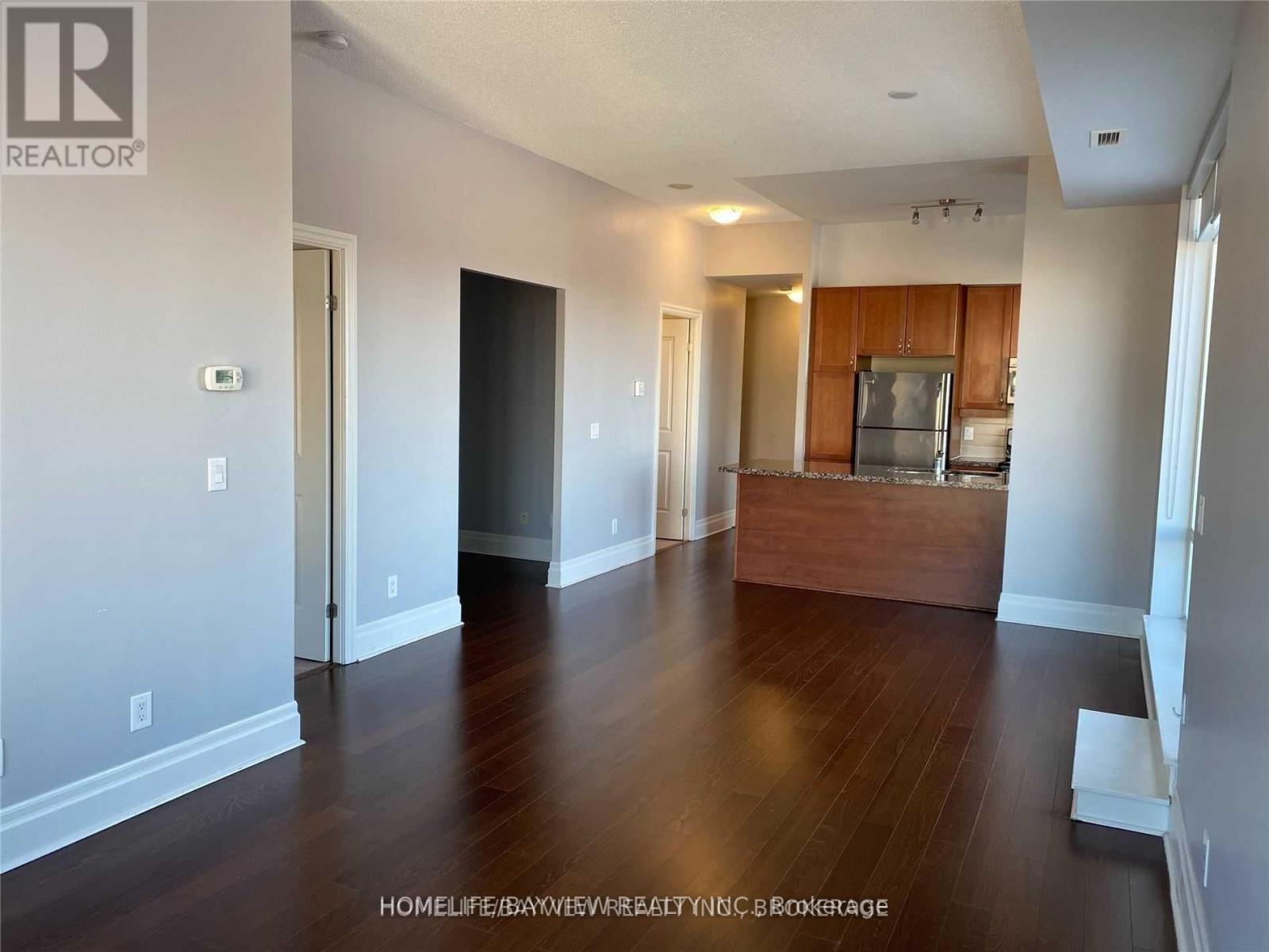 111 Upper Duke Crescent, Markham, Ontario  L6G 0C8 - Photo 7 - N13552570