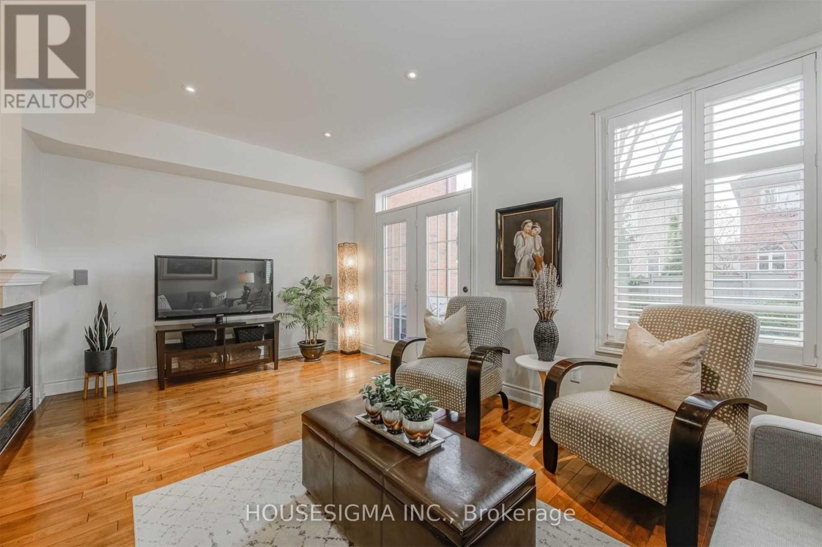 244 Tawny Crescent, Oakville, Ontario  L6L 6T7 - Photo 10 - W13552546