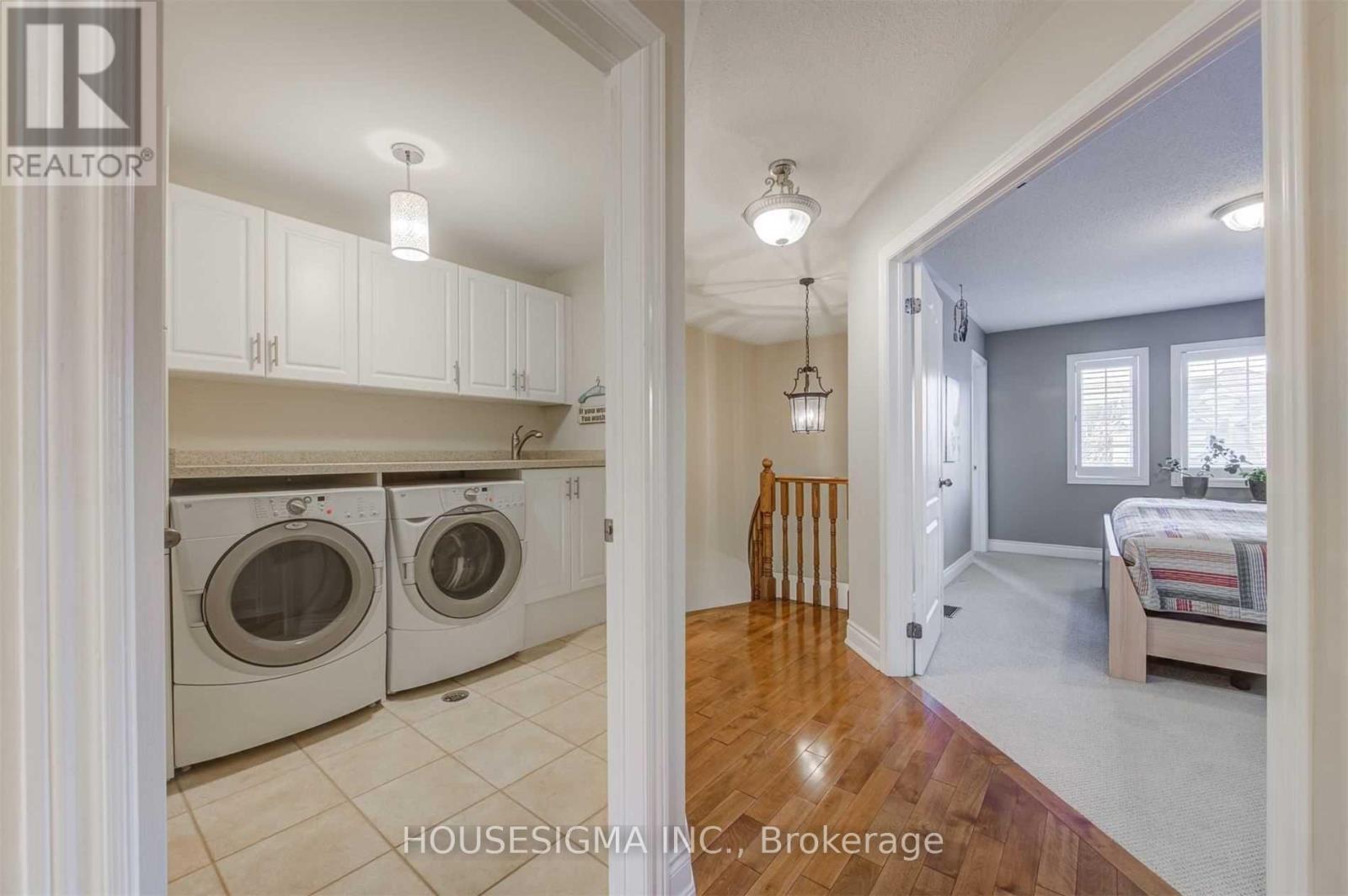 244 Tawny Crescent, Oakville, Ontario  L6L 6T7 - Photo 15 - W13552546