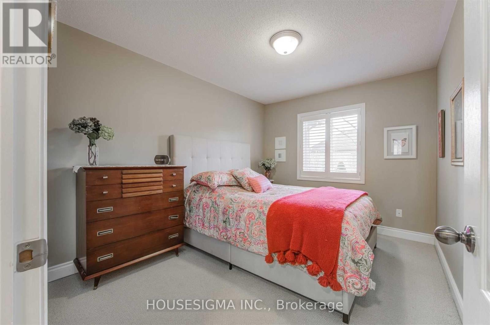 244 Tawny Crescent, Oakville, Ontario  L6L 6T7 - Photo 19 - W13552546
