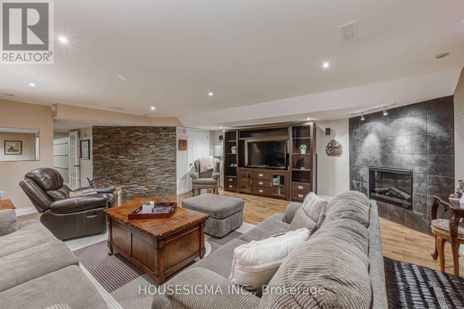 244 Tawny Crescent, Oakville, Ontario  L6L 6T7 - Photo 23 - W13552546